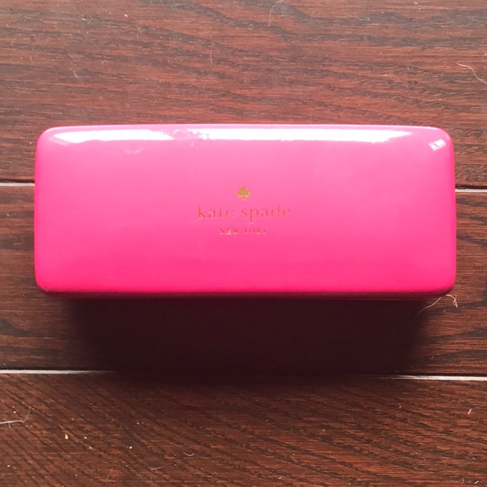 Kate Spade white sunglasses with case - Picture 3 of 3